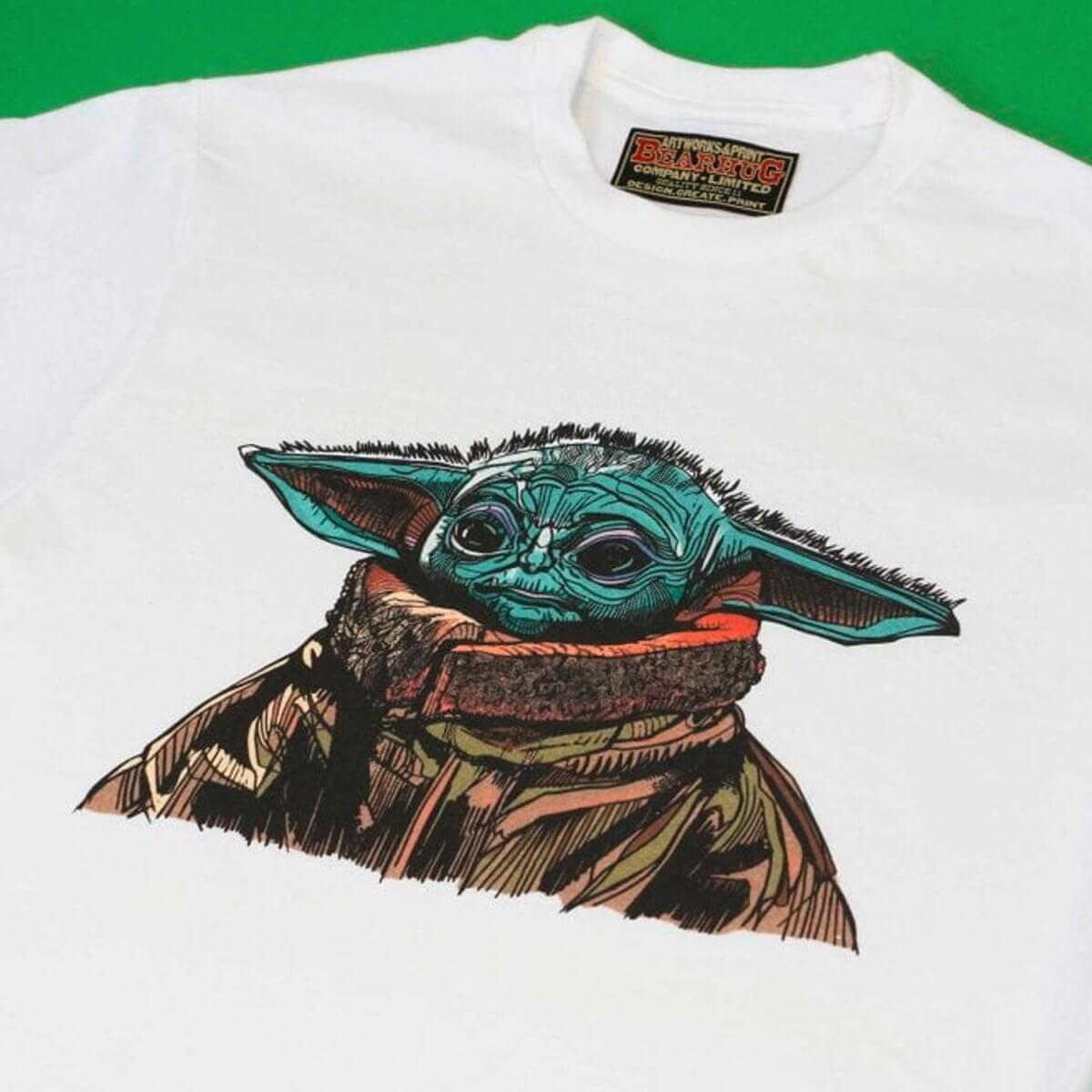 Baby Yoda - Limited Edition T-Shirt - T-Shirt - The Bearhug (Co.) Ltd © - The Bearhug (Company) Ltd -